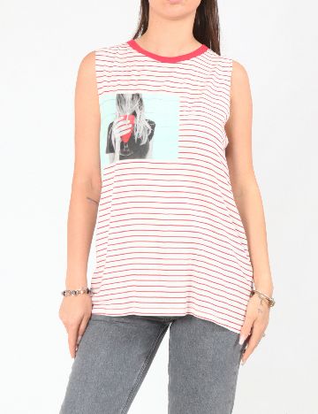 Maiou Pull&Bear, alb/rosu