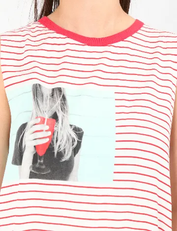 Maiou Pull&Bear, alb/rosu