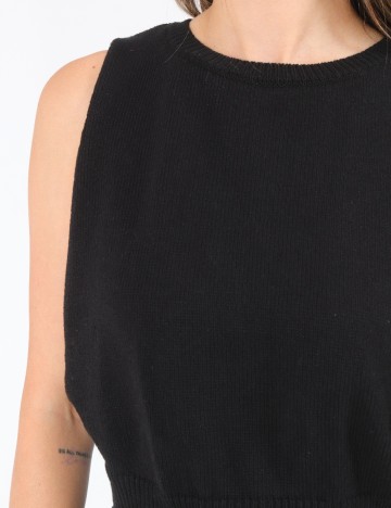 Top Top Shop, negru