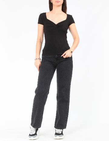 Top Bershka, negru