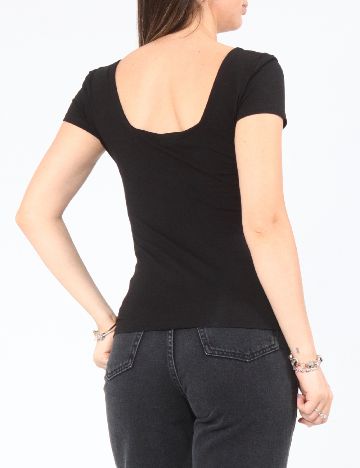 Top Bershka, negru