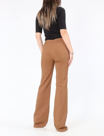 Pantaloni Bershka, maro