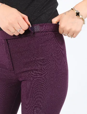 Pantaloni Bershka, mov