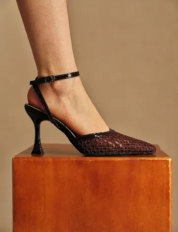 Pantofi SHEIN, maro