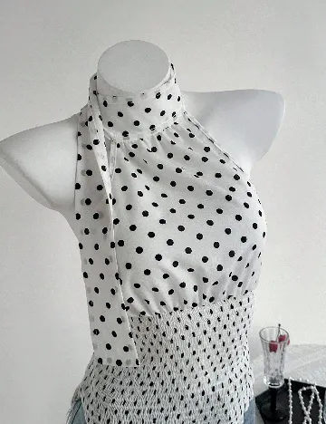 Top SHEIN, alb