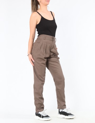 Pantaloni Bershka, maro
