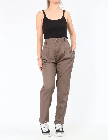 Pantaloni Bershka, maro