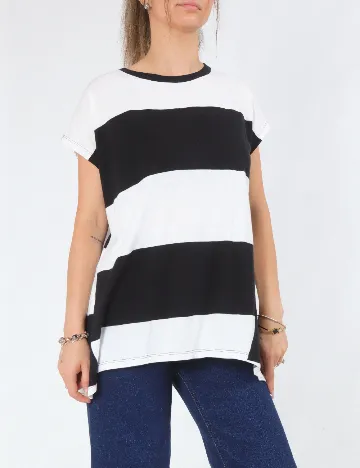 Maiou Zara, alb/negru