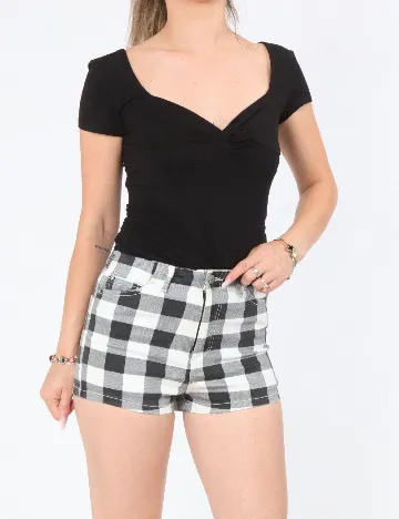 Pantaloni scurti Pull&Bear, mix culori