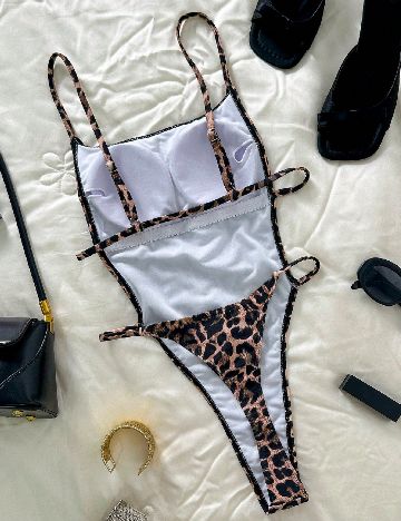 Costum de baie SHEIN, animal print