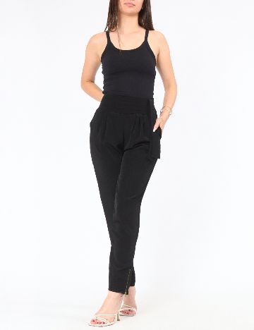 Pantaloni Bershka, negru