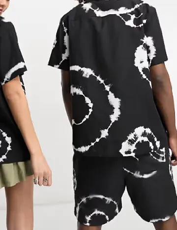 Pantaloni scurti ASOS, negru