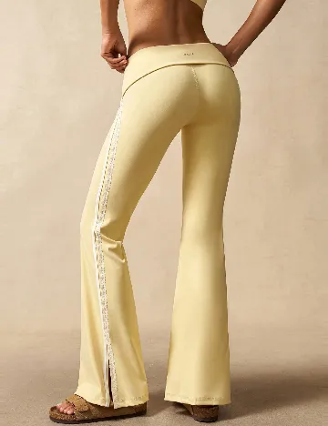 Pantaloni SHEIN, galben