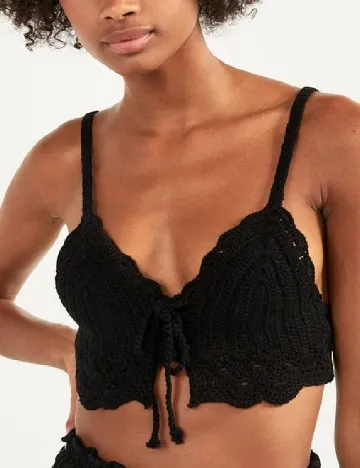 Top Bershka, negru