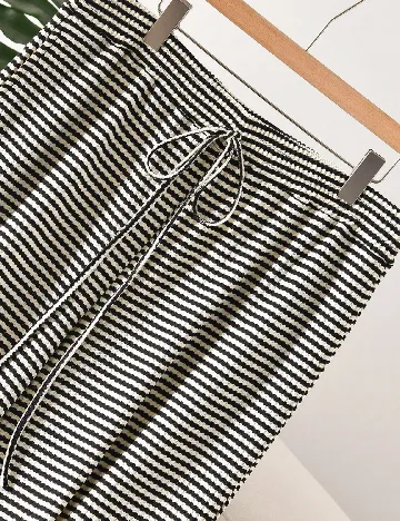 Pantaloni SHEIN CURVE, alb/negru