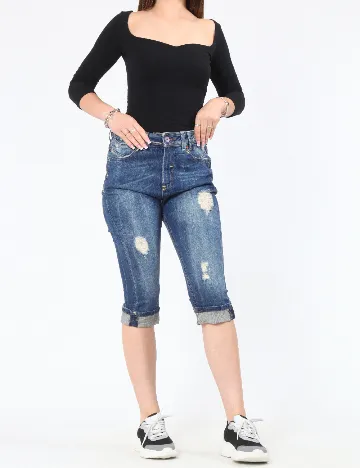 Pantaloni trei sferturi Bershka, albastru