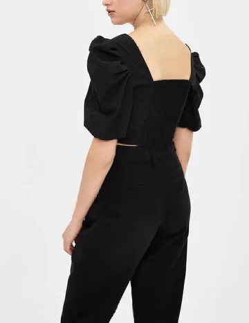 Top Bershka, negru