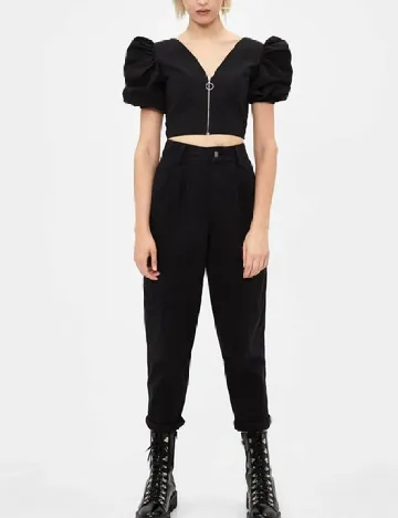 Top Bershka, negru