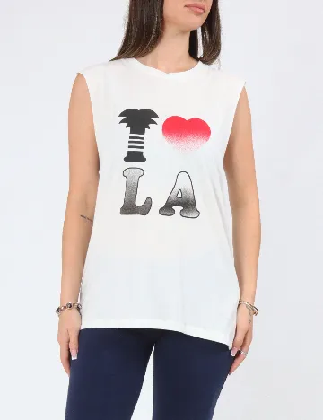 Maiou Zara, alb