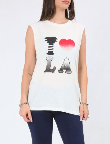 Maiou Zara, alb