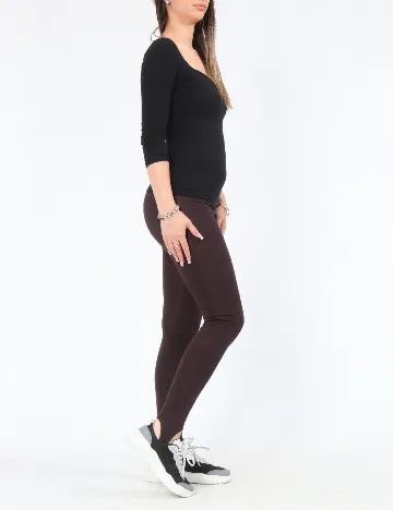 Colanti Bershka, maro inchis