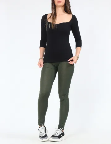 Colanti Bershka, verde