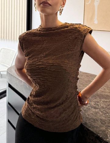Top SHEIN, maro