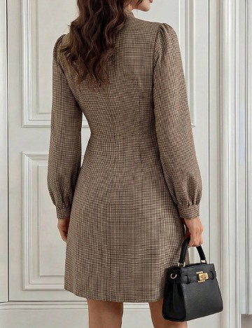 Rochie scurta Emery Rose, maro
