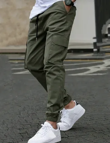 Pantaloni SHEIN, kaki
