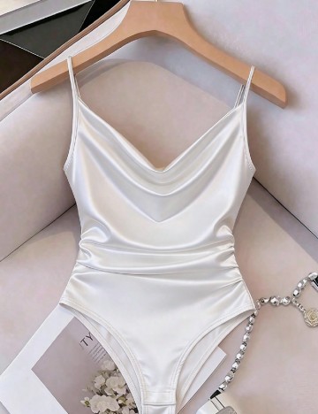 Body SHEIN, alb
