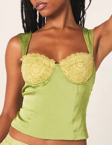 Top Missguided, verde