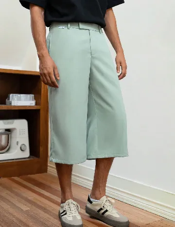 Pantaloni trei sferturi SHEIN, verde