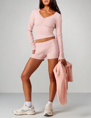 Compleu Missguided, roz pudra