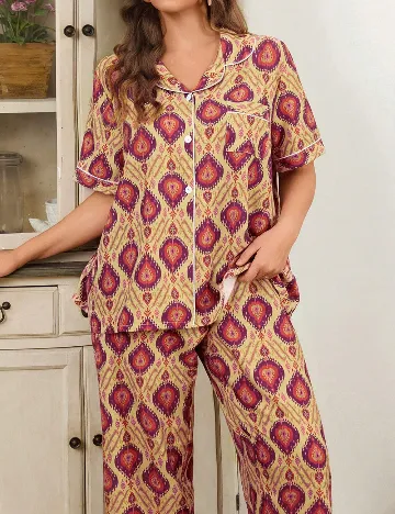 Pijama SHEIN CURVE, mix culori