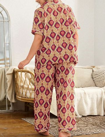 Pijama SHEIN CURVE, mix culori