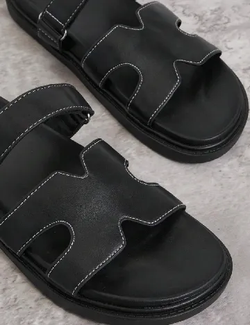 Slapi SHEIN, negru