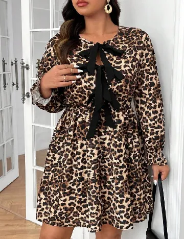 Rochie scurta SHEIN CURVE, animal print