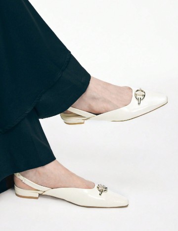 Pantofi SHEIN, crem
