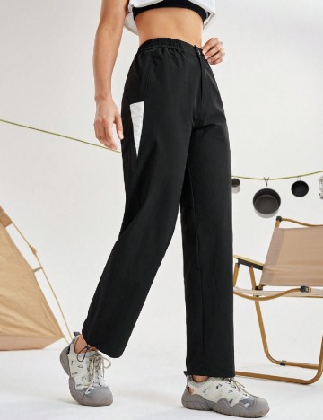 Pantaloni SHEIN, negru