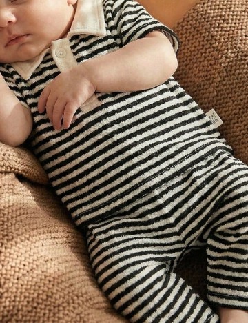 Compleu Shein Kids, crem/negru