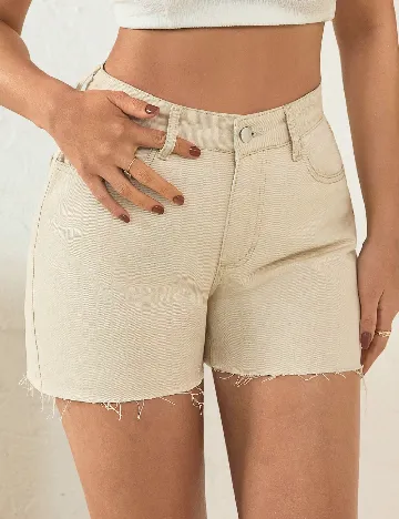 Pantaloni scurti SHEIN, crem