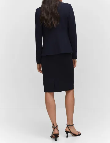 Fusta Mango, bleumarin