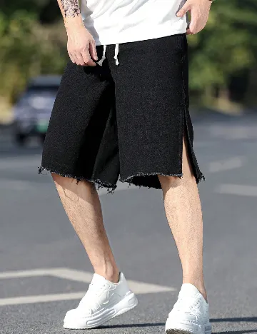 Pantaloni scurti SHEIN, negru