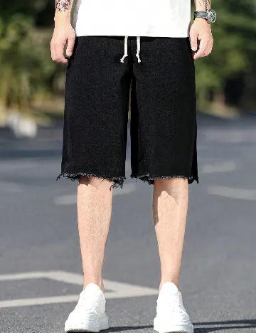 Pantaloni scurti SHEIN, negru