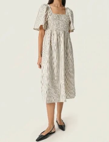 Rochie medie Soaked In Luxury, bej