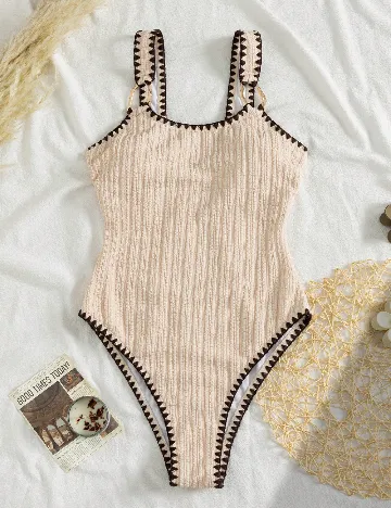 Costum de baie SHEIN, crem