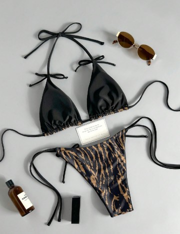 Costum de baie SHEIN, animal print