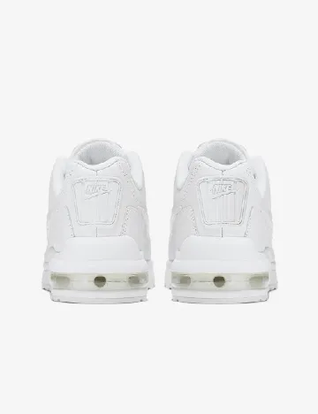 Adidasi Nike, alb