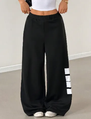 Pantaloni SHEIN, negru