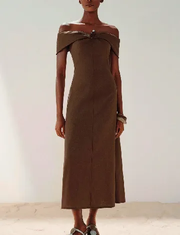 Rochie medie Aveloria, maro